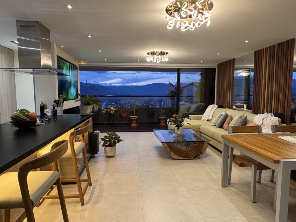 Elevated Luxury Residence with Panoramic Views on Avenida Las Palmas