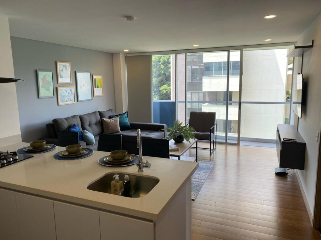 Modern One-Bedroom Apartment in Campestre, El Poblado